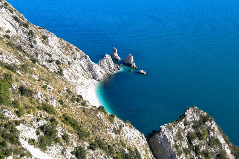 Marche Spiaggia delle Due Sorelle