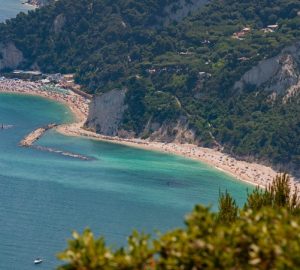 Marche spiaggia Sirolo